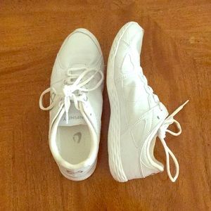 CHEERLEADING SHOES